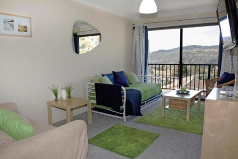 Balaton 4 - Accommodation Port Macquarie 1
