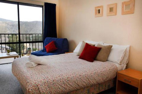 Balaton 4 - Accommodation Port Macquarie 3