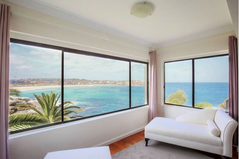 Ultimate Bondi Escape 2 - Accommodation Port Macquarie 0