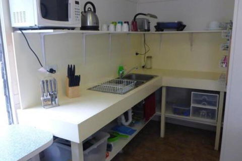 Kennys Cabin - Accommodation Port Macquarie 3