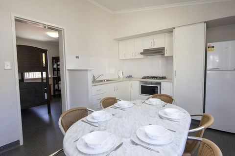 Karrinyup Waters Resort - Accommodation Port Macquarie 5