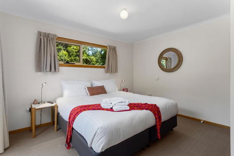 Reflections On The Bay - Accommodation Port Macquarie 1