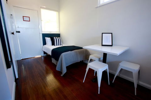 Tea Gardens Hotel - Accommodation Port Macquarie 3