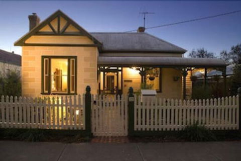 Foxgloves B & B - Accommodation Port Macquarie 0