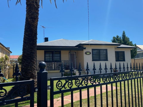 Inverell Terrace Motor Lodge - Accommodation Port Macquarie 1