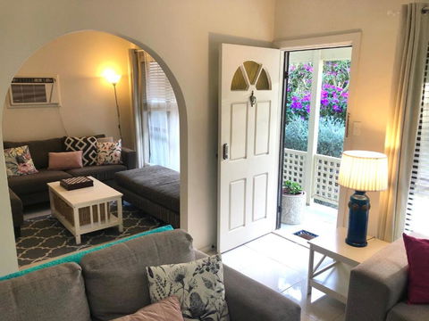 Ocean Beach Cottage - Accommodation Port Macquarie 4