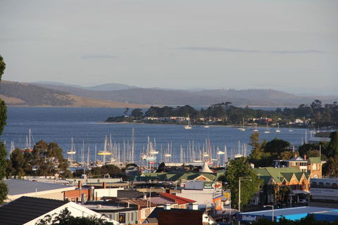 Old Bishops Quarters Hobart - Accommodation Port Macquarie 5