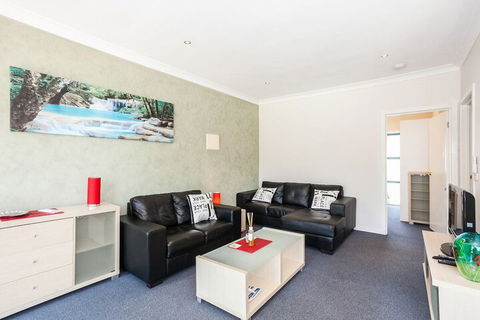 Anglesea River Apartments - Accommodation Port Macquarie 4