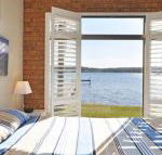 The Studio on the Lake at Fishing Point Lake Macquarie honestly put the line in  catch fish - Accommodation Port Macquarie