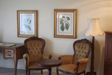 Highwood Park B & B Guest Lodge - Accommodation Port Macquarie 2