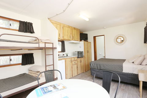 Moonta Bay Accommodation - Accommodation Port Macquarie 5