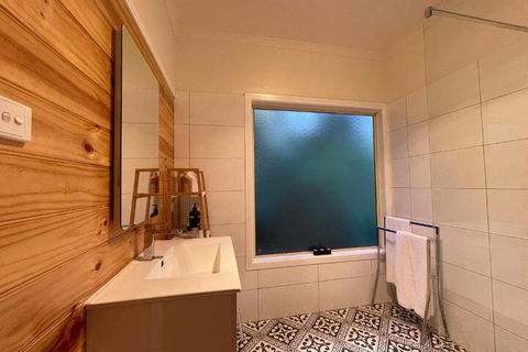 Tindoona Cottages - Accommodation Port Macquarie 7