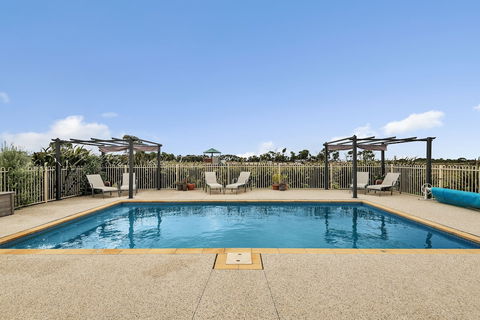 The Oxley Estate - Accommodation Port Macquarie 5