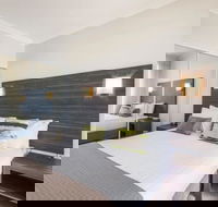 Dolphin Quay Apartments - Accommodation Port Macquarie