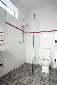 Zing Backpackers - Accommodation Port Macquarie 5