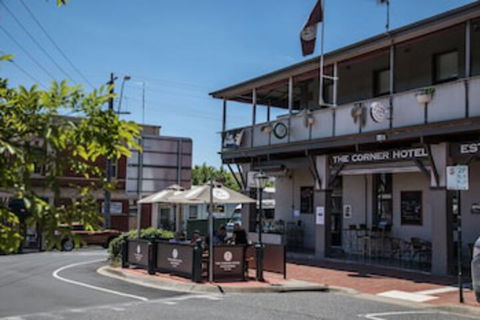 Corner Hotel Alexandra - Accommodation Port Macquarie 0