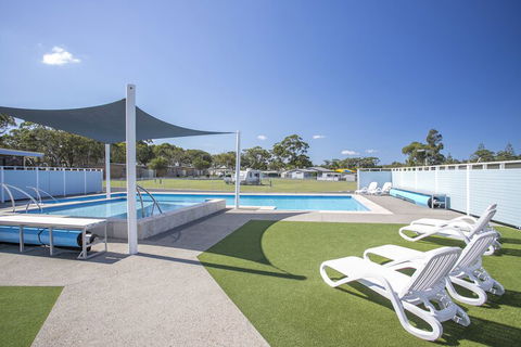 Lakeside Cabins & Holiday Village - Accommodation Port Macquarie 3