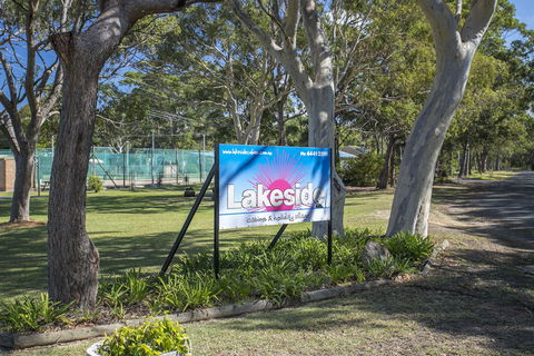 Lakeside Cabins & Holiday Village - Accommodation Port Macquarie 2