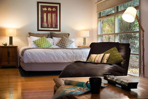 Romantic Treehouse Getaway - Accommodation Port Macquarie 1