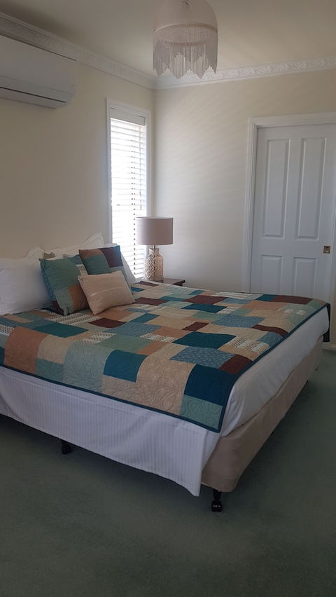 Grovely House Bed & Breakfast - Accommodation Port Macquarie 6