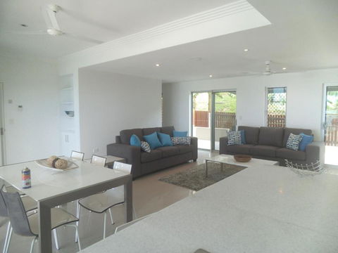 Island Villas & Apartments - Accommodation Port Macquarie 6
