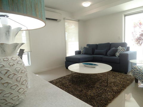 Island Villas & Apartments - Accommodation Port Macquarie 4