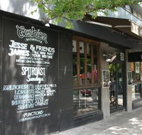 Cushion Lounge - Accommodation Port Macquarie