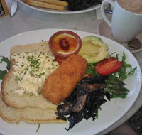 Percy and Percy - Accommodation Port Macquarie