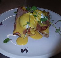 Ultimate's Pizza Cafe