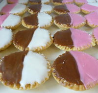 Hulm's Bakery