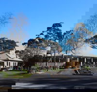 Pine Grove Hotel - Accommodation Port Macquarie