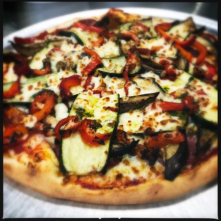 Earth And Soul Pizza - Accommodation Port Macquarie 0