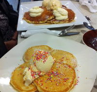 Lucie's Cafe