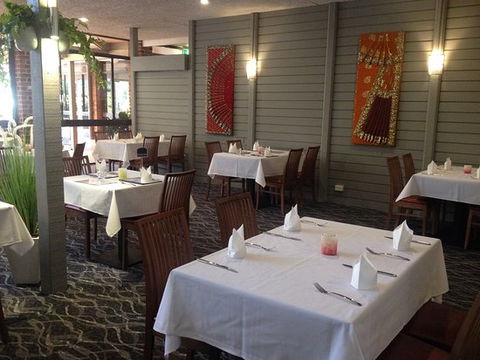 Bombay Bistro - Cafe, Restaurant & Bar - Accommodation Port Macquarie 0