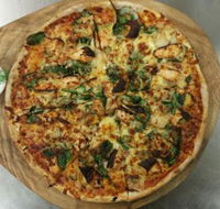 Middle Rock Pizza and Eatery - Accommodation Port Macquarie