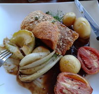 Swill 'N' Grill - Accommodation Port Macquarie