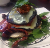 Il Postinos - Accommodation Port Macquarie