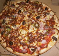 Quinny's Pizza  Pasta