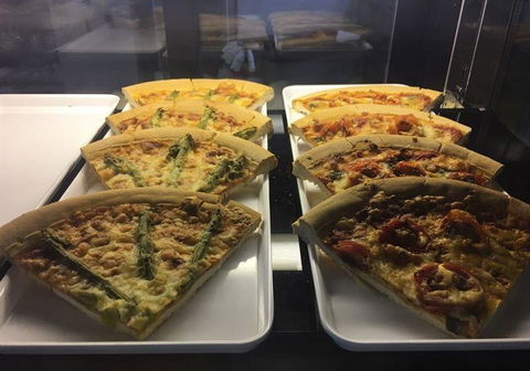 Paper Chase Cafe & Providore - Accommodation Port Macquarie 38