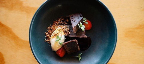 The Box On The Water - Accommodation Port Macquarie 1