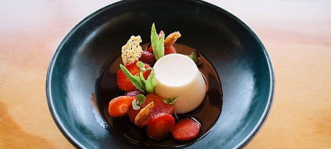 The Box On The Water - Accommodation Port Macquarie 7