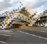 Horse and Jockey Hotel - Accommodation Port Macquarie