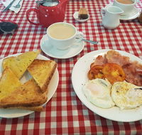 Roses Ice Cream Parlour and Cafe' - Accommodation Port Macquarie