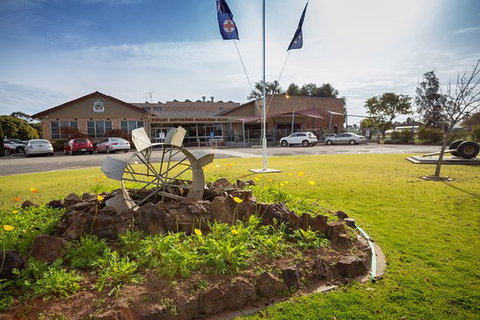 Finley RSC - Accommodation Port Macquarie 0