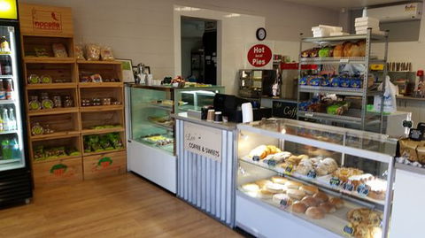 Les' Coffee And Sweets - Accommodation Port Macquarie 0