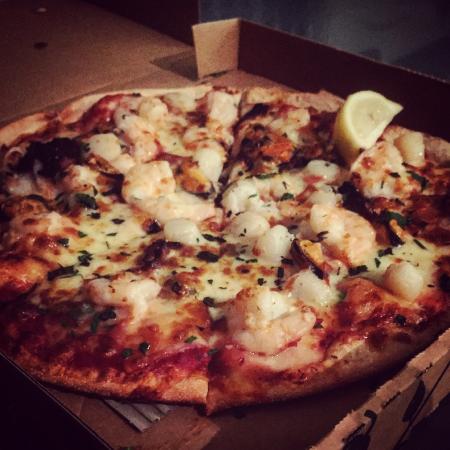 Crust Gourmet Pizza Bar - Accommodation Port Macquarie 0