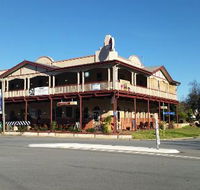 The Royal Hotel - Accommodation Port Macquarie