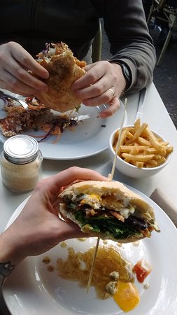 Two Hands - Accommodation Port Macquarie 0