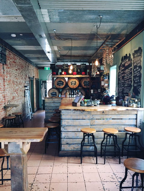Cantina Sociale - Accommodation Port Macquarie 1