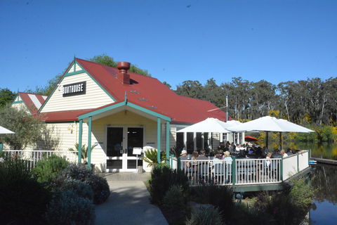 The Boathouse Restaurant At Lake Daylesford - Accommodation Port Macquarie 0